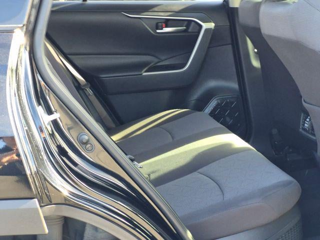 2019 Toyota RAV4 HYBRID XLE