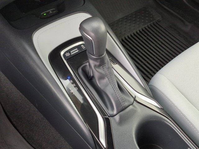 2025 Toyota COROLLA HATCHBACK SE