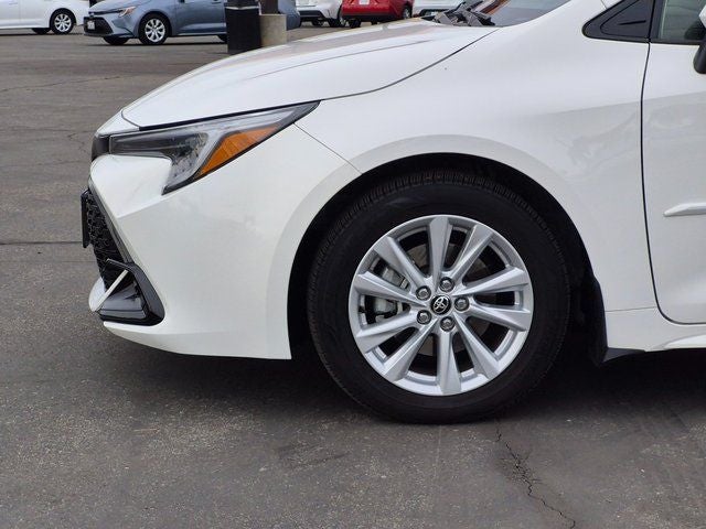 2025 Toyota COROLLA HATCHBACK SE