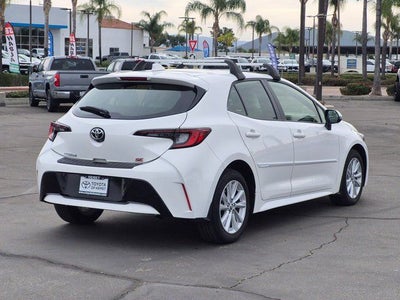 2025 Toyota COROLLA HATCHBACK SE
