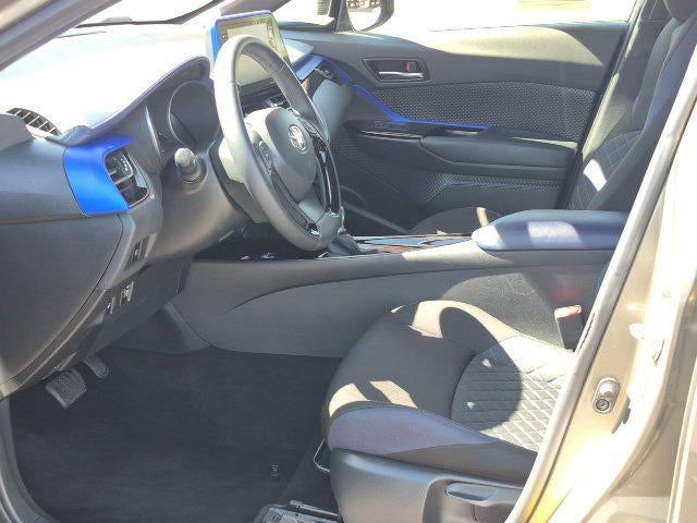 2021 Toyota C-HR XLE