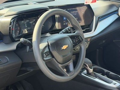 2025 Chevrolet Trax LS
