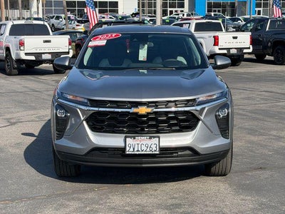 2025 Chevrolet Trax LS
