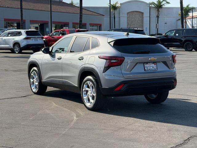 2025 Chevrolet Trax LS
