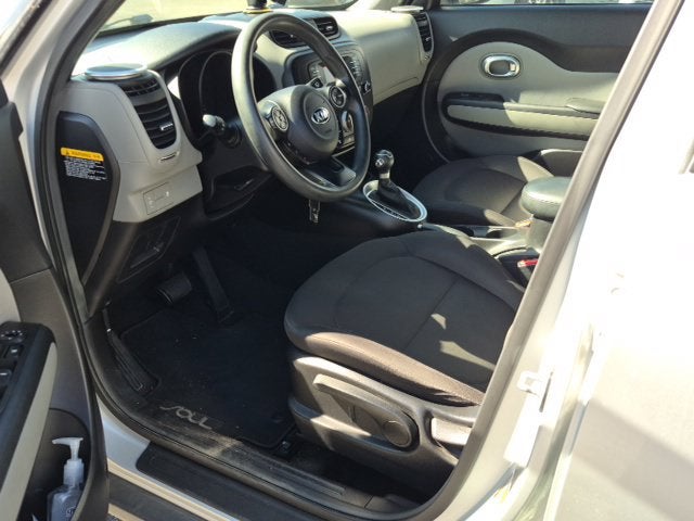2015 Kia Soul Base
