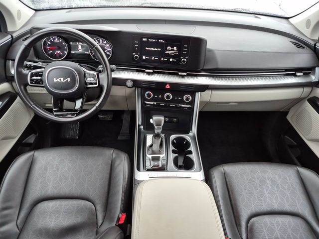 2024 Kia Carnival LX