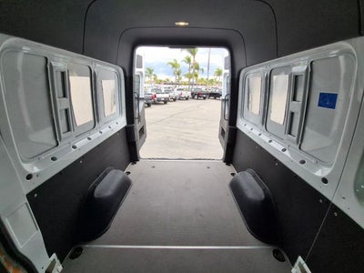 2023 Mercedes-Benz Sprinter 2500 Crew 144 WB High Roof