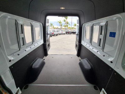 2023 Mercedes-Benz Sprinter Crew 144 WB High Roof