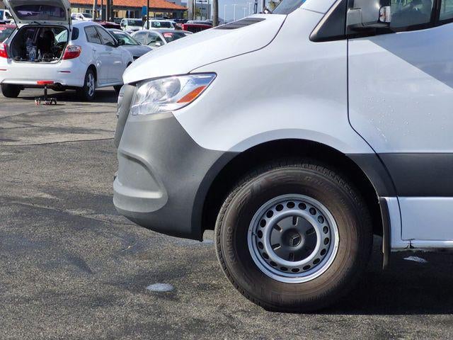 2025 Mercedes-Benz Sprinter Passenger 144 WB Standard Roof