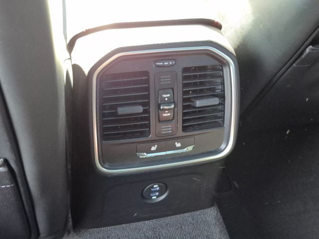 2024 Porsche Macan S