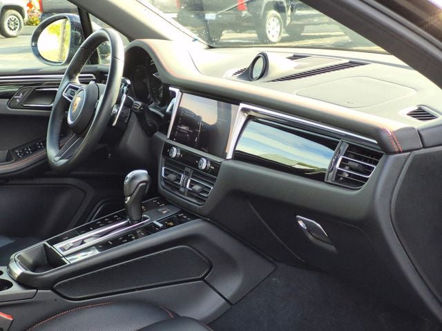 2024 Porsche Macan S