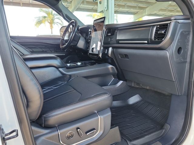 2024 Ford Expedition Max Platinum
