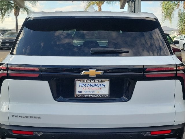2024 Chevrolet Traverse LS