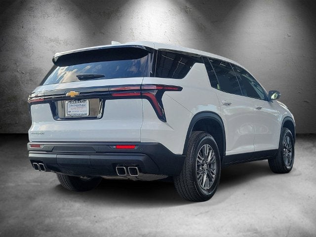 2024 Chevrolet Traverse LS