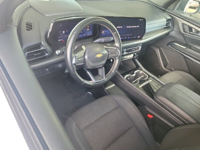 2024 Chevrolet Traverse LS