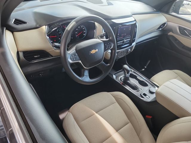 2022 Chevrolet Traverse LS