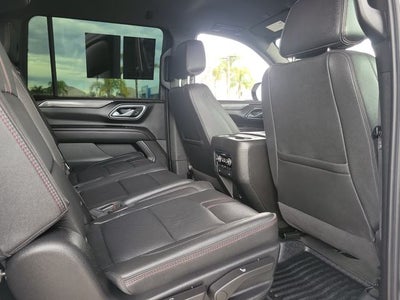 2023 Chevrolet Suburban RST