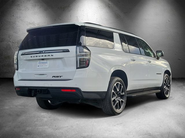 2023 Chevrolet Suburban RST