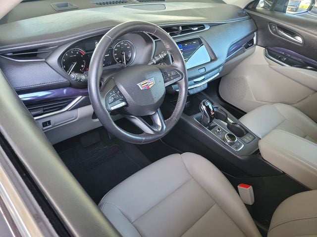2023 Cadillac XT4 Luxury