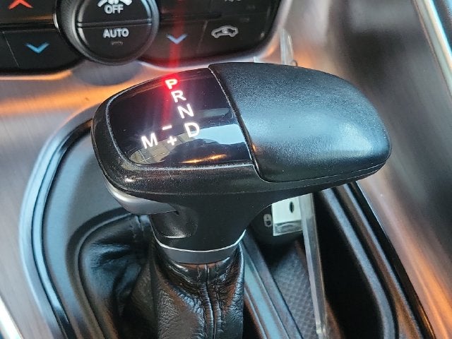 2017 Dodge Challenger 392 Hemi Scat Pack Shaker