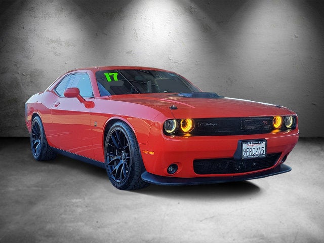 2017 Dodge Challenger 392 Hemi Scat Pack Shaker