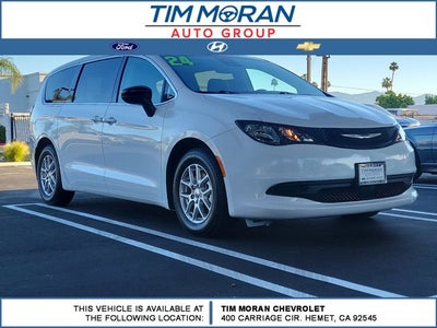 2024 Chrysler Voyager LX