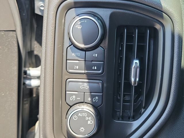 2025 Chevrolet Silverado 1500 Custom Trail Boss