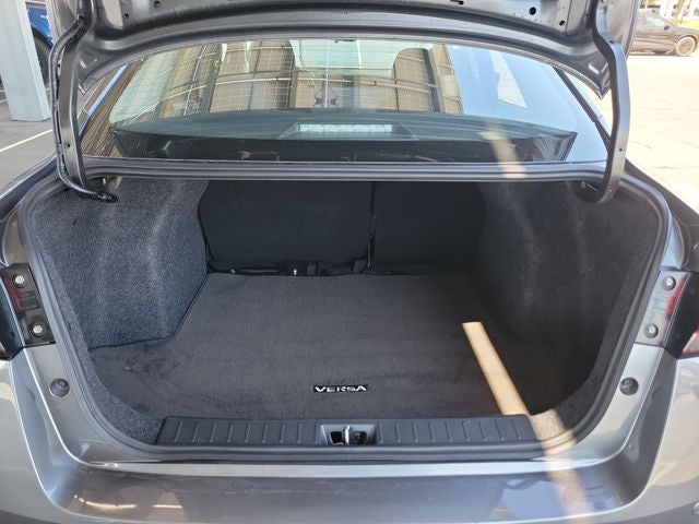 2024 Nissan Versa 1.6 SV