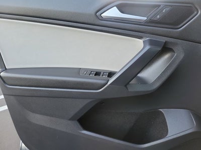 2021 Volkswagen Tiguan 2.0T SE R-Line Black