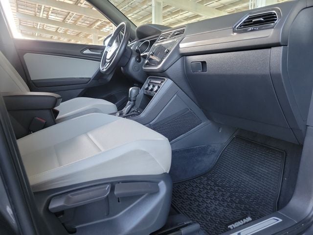 2021 Volkswagen Tiguan 2.0T SE R-Line Black