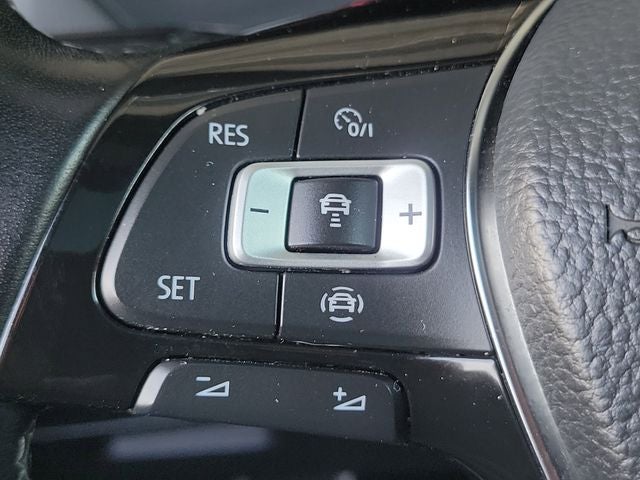 2021 Volkswagen Tiguan 2.0T SE R-Line Black