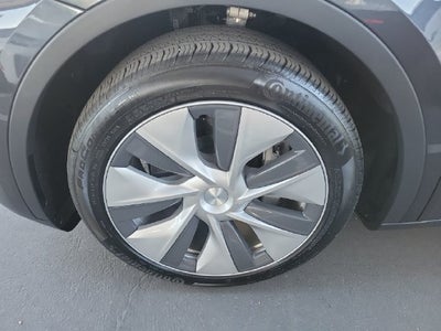 2024 Tesla Model Y Long Range