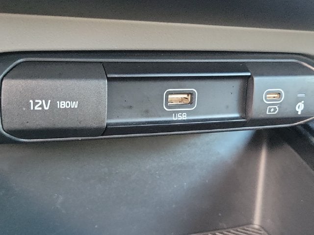 2023 Kia Niro EV Wave