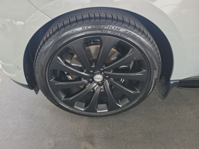 2024 Land Rover Range Rover SV
