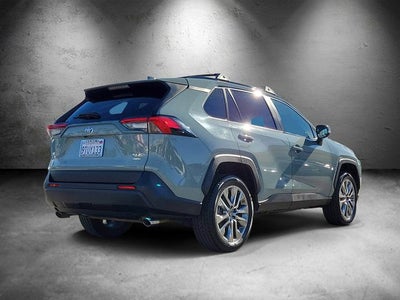 2019 Toyota RAV4 XLE Premium