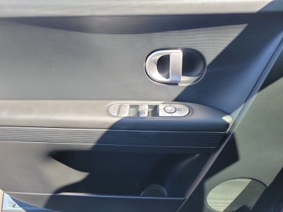 2024 Hyundai IONIQ 5 SE