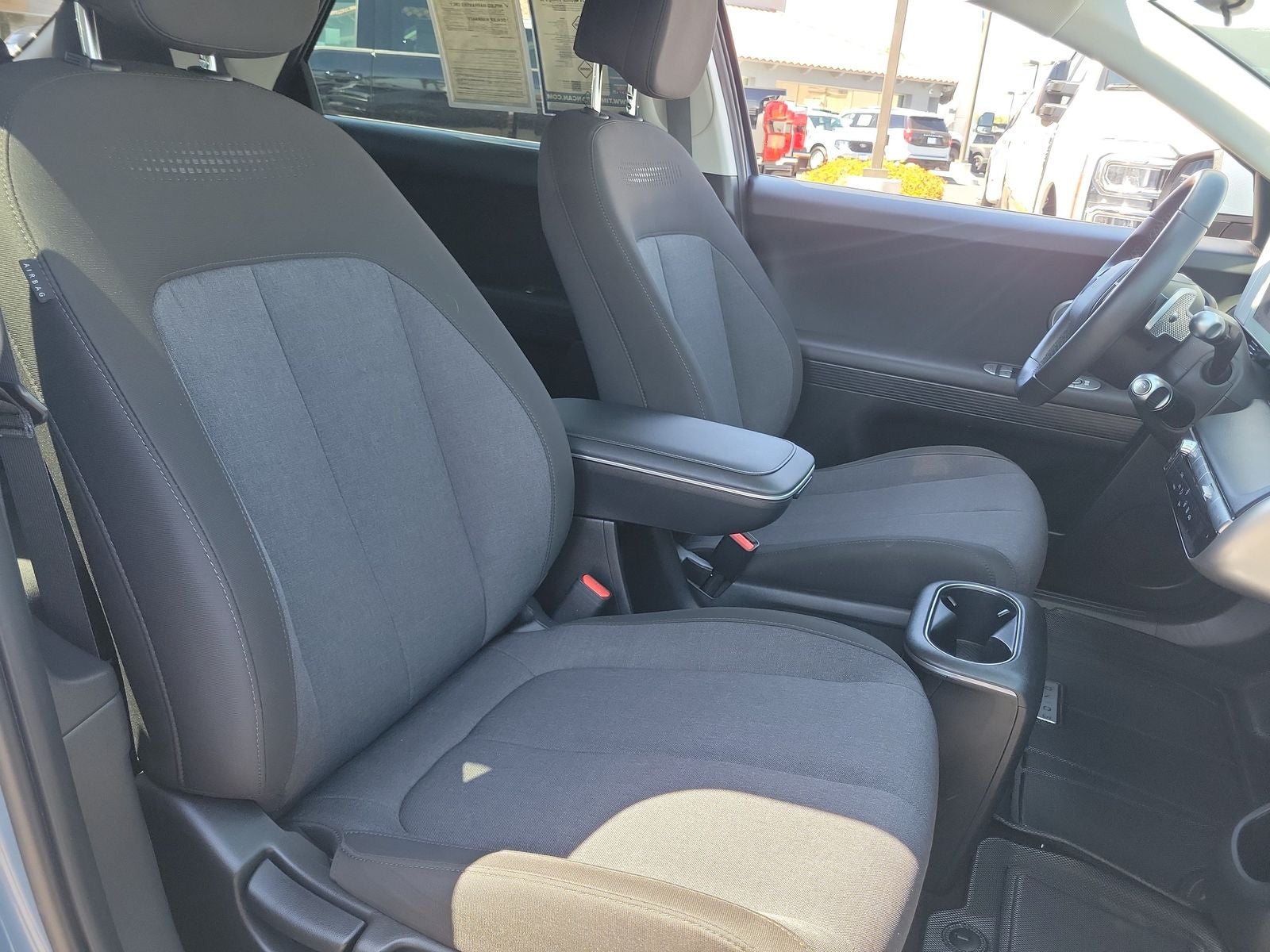 2024 Hyundai IONIQ 5 SE