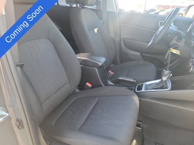 2025 Hyundai Venue SE