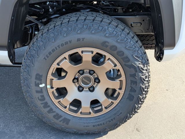 2026 Toyota Tacoma i-FORCE MAX Tacoma Trailhunter