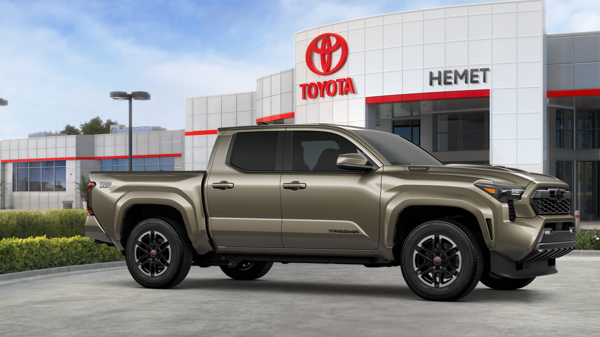 2026 Toyota Tacoma i-FORCE MAX Tacoma TRD Sport