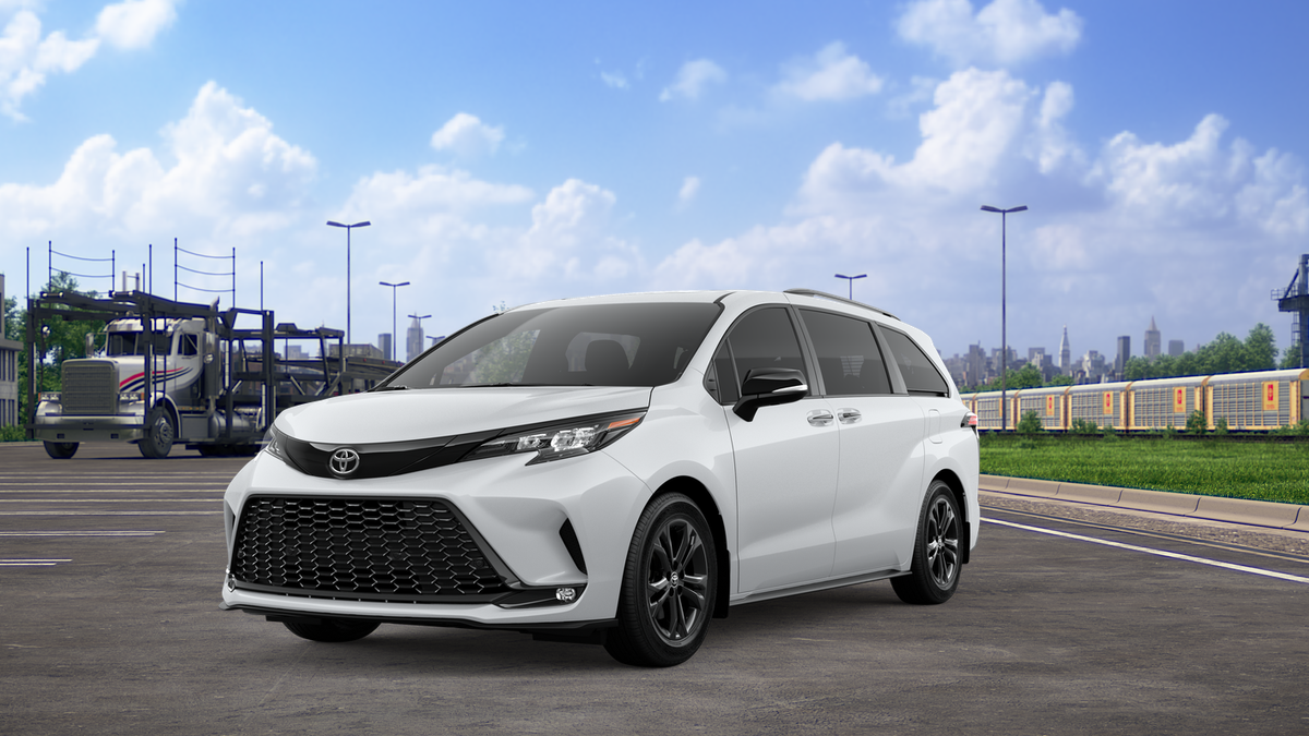2026 Toyota Sienna XSE
