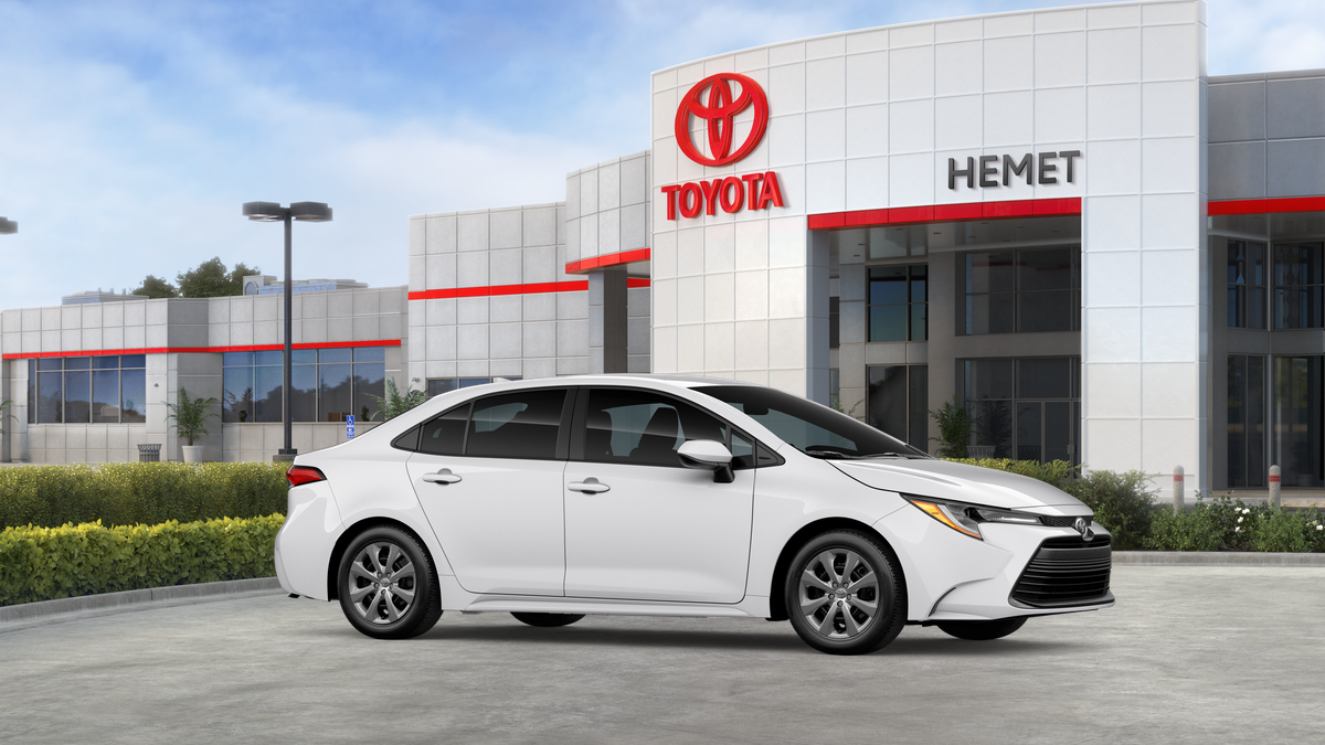 2026 Toyota Corolla LE