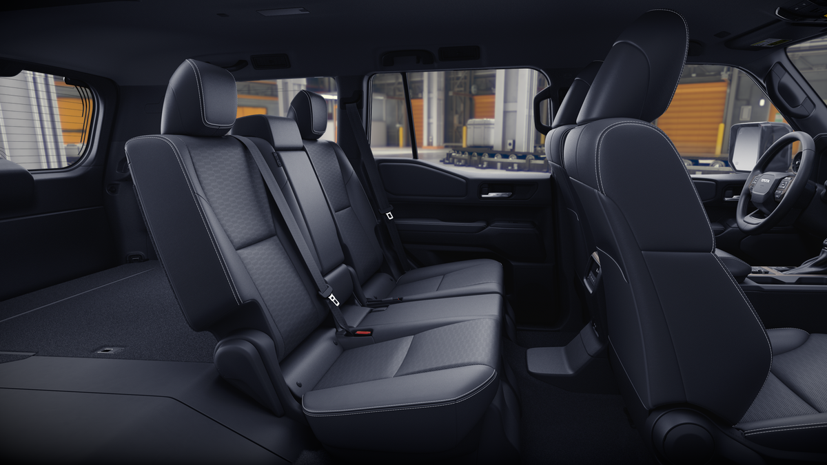 2026 Toyota Land Cruiser 4WD (Natl)