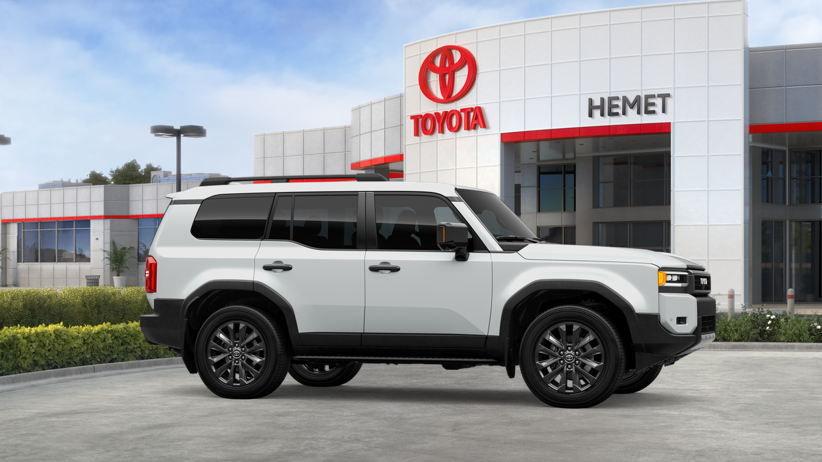 2026 Toyota Land Cruiser 4WD (Natl)