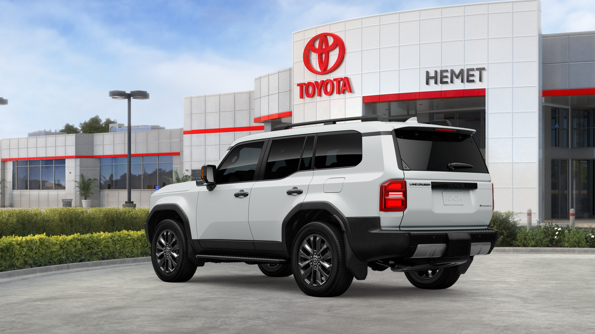 2026 Toyota Land Cruiser 4WD (Natl)