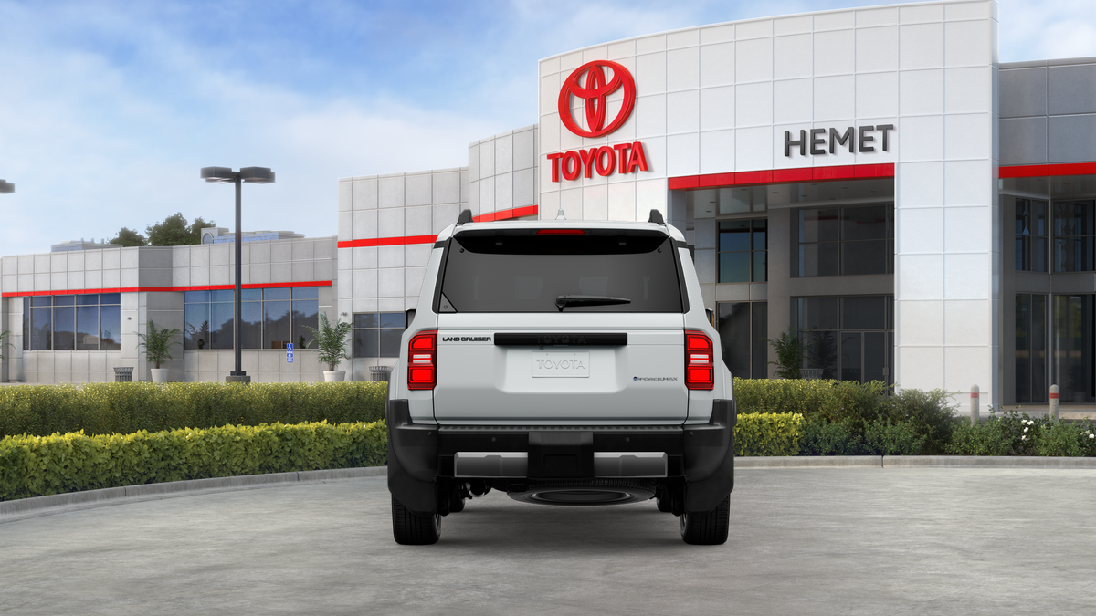 2026 Toyota Land Cruiser 4WD (Natl)