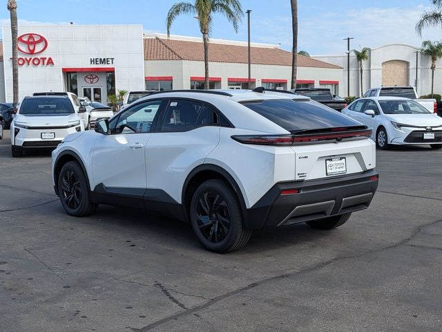 2026 Toyota C-HR SE
