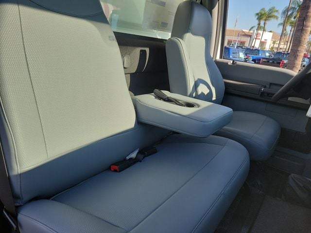 2027 Ford F-650SD Base DRW