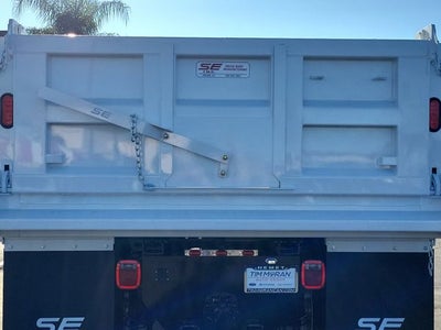 2027 Ford F-650SD Base DRW