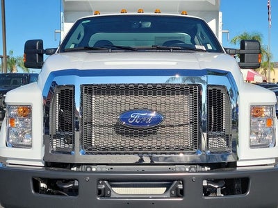 2027 Ford F-650SD Base DRW